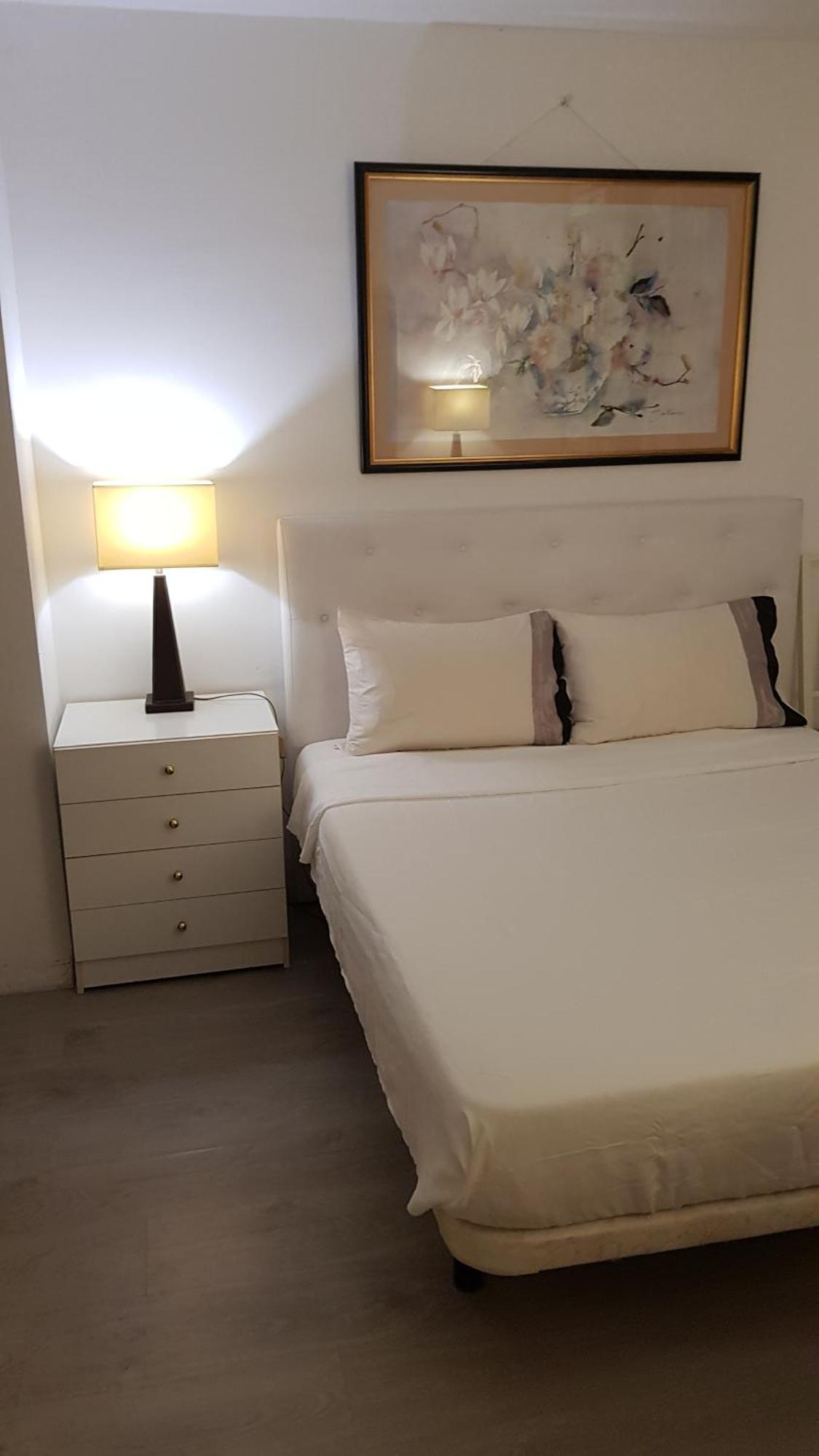 Little Peaceful Retreat Room With Bath, Heating, Terrace, Free Wifi Fridge Easy Parking Marbella Exterior photo